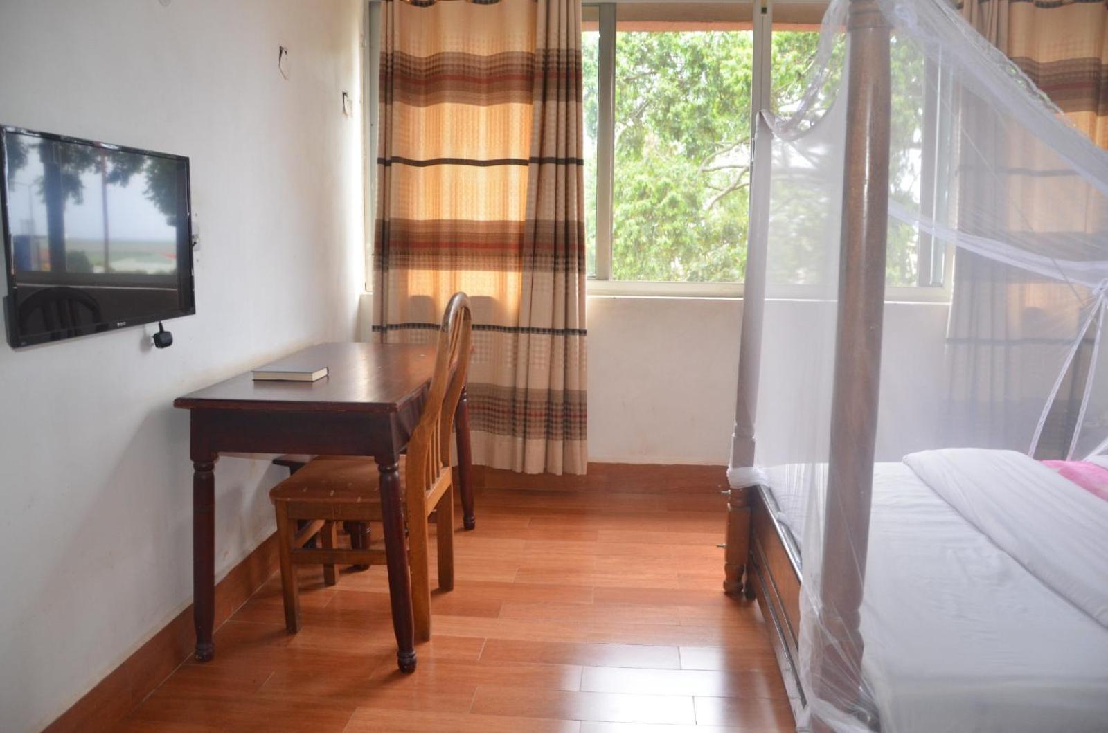 Entebbe Flights Motel Exterior foto