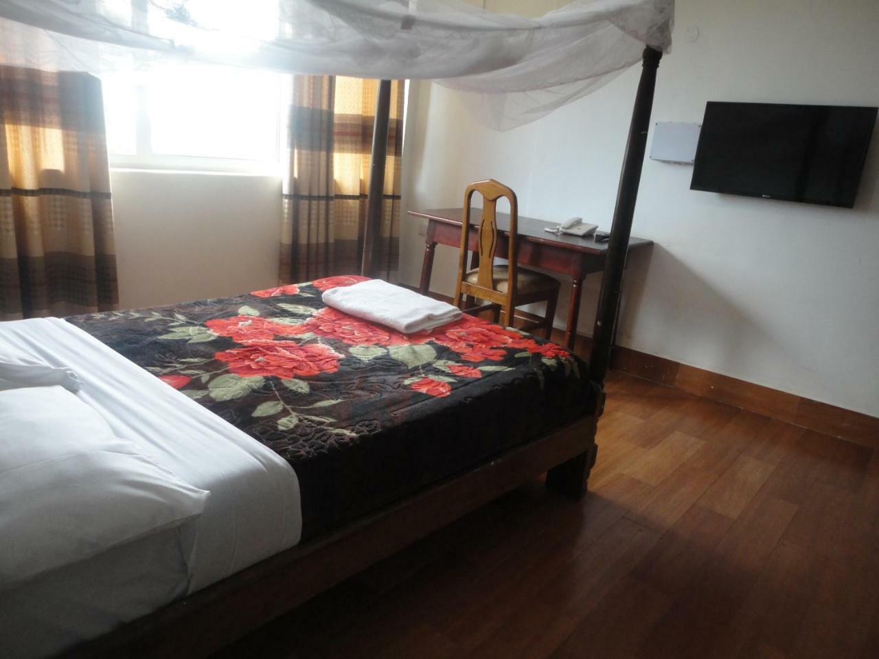 Entebbe Flights Motel Exterior foto