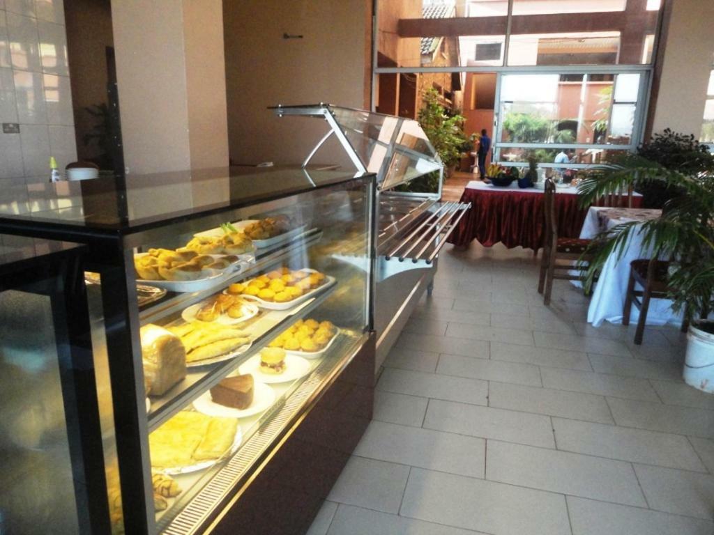 Entebbe Flights Motel Exterior foto
